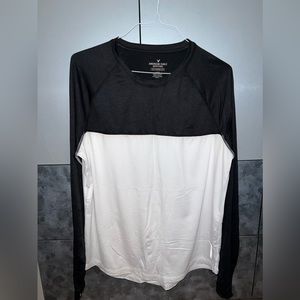 Mens American Eagle long sleeve t shirt